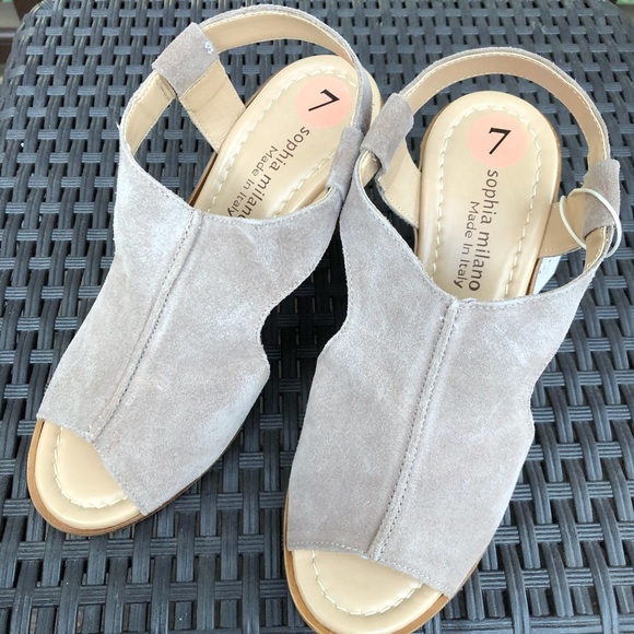 Sofia Milano | Suede Wedge Sandals 💗💗 - Picture 9 of 12